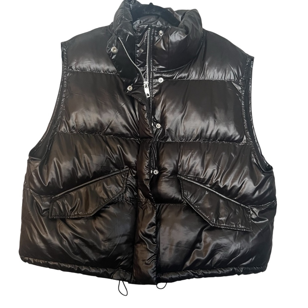 NWOT H&M Black Puffer Vest